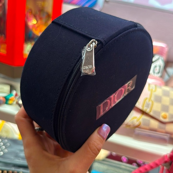 2 Options- Dior Vanity Cosmetic Case - Picture 10 of 10